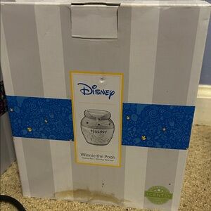 Disney Blue and White Winnie the Pooh Scentsy Warmer